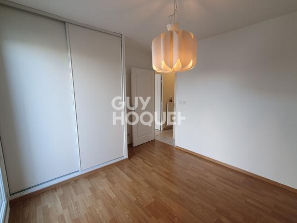 À vendre Superbe T2 Centre OULLINS dans résidence récente