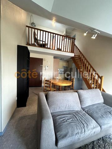 Vente
                Appartement52,52 m² - 3 Pièces -
                    LA ROCHE SUR YON (85000)