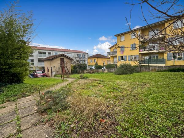 Trévoux (01600) Terrain constructible – Hyper centre de Trévoux