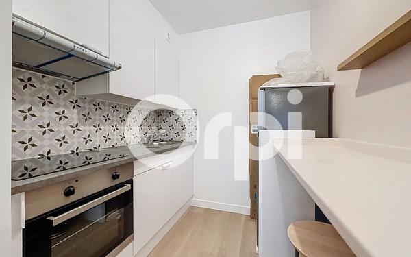 Maison à louer    1 pièce • 37 m2 Bourg-la-Reine