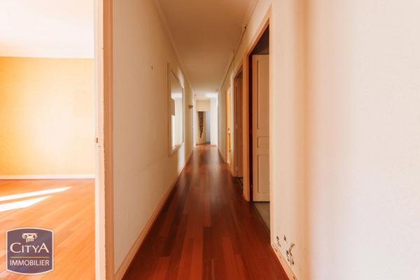 Appartement à vendre 4 pièces 94.8m² Clermont-Ferrand (63000)