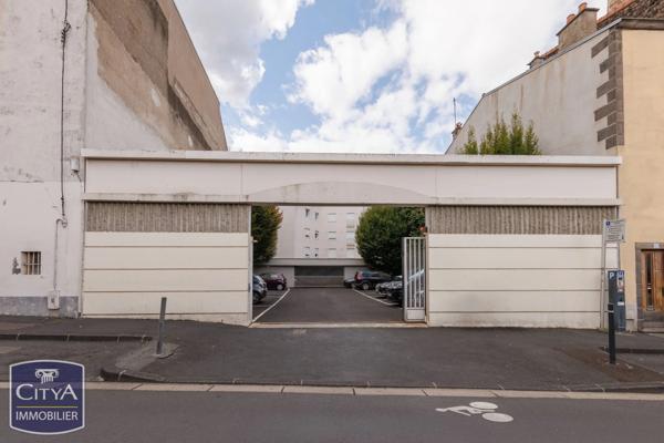 Appartement à vendre 4 pièces 94.8m² Clermont-Ferrand (63000)