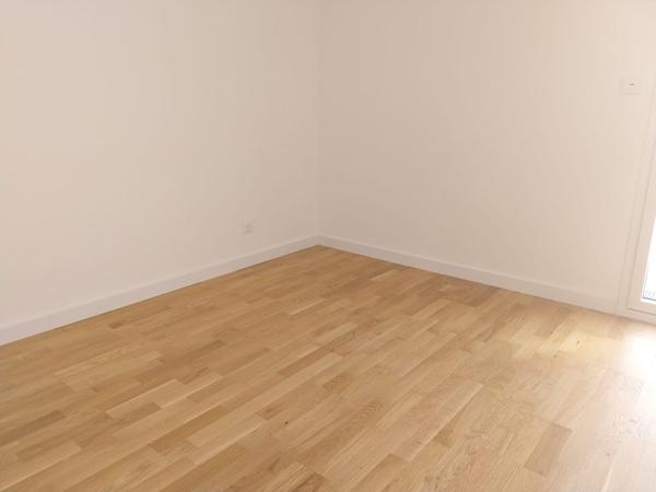 Appartement La Riche 5 pièce(s) 143.97 m2