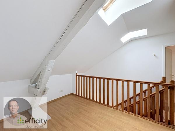 Appartement
         4 pièces
        - 90 m² Exclusivité 250 000 € *