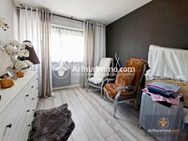 Vente Appartement 5 pièces 94 m2 à Saint-Pierre-du-Perray