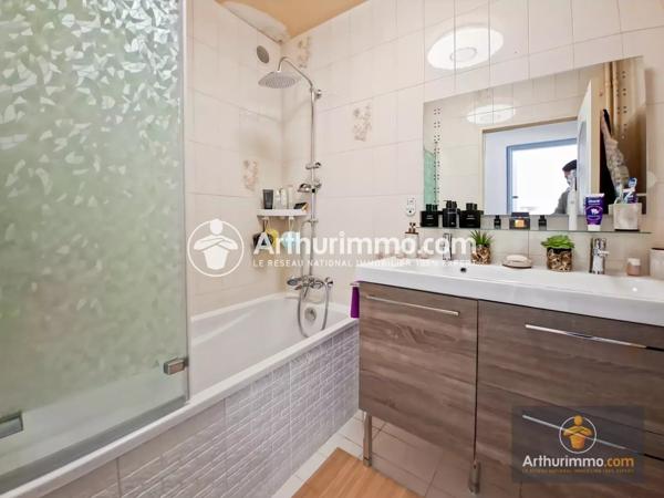 Vente Appartement 5 pièces 94 m2 à Saint-Pierre-du-Perray