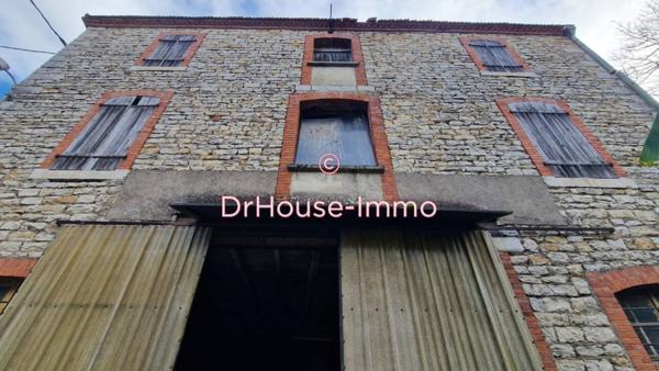 Loft / Atelier à vendre de 750 m²