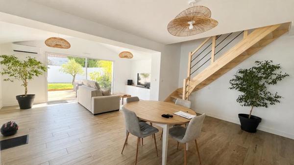Maison 657 516 € La Rochelle 5 p 127,2 m² DPE A