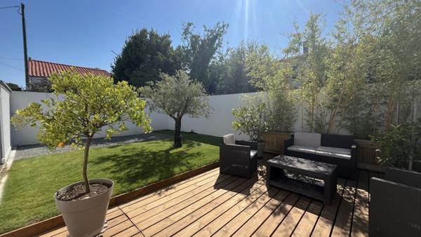 Maison 657 516 € La Rochelle 5 p 127,2 m² DPE A