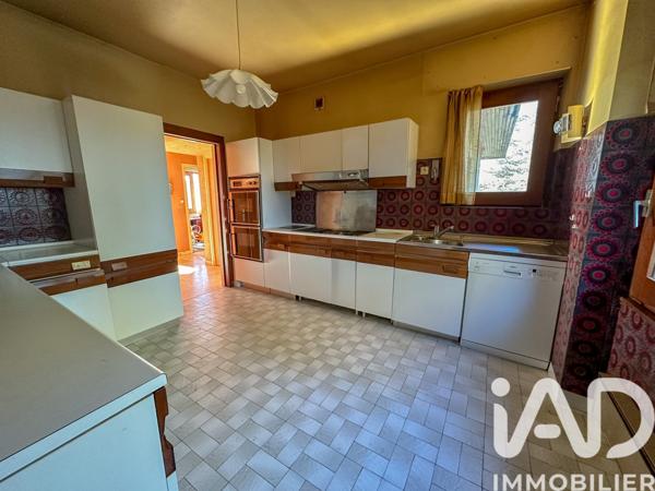 Maison à vendre 11 pièces 272 m² Le Malzieu-Ville