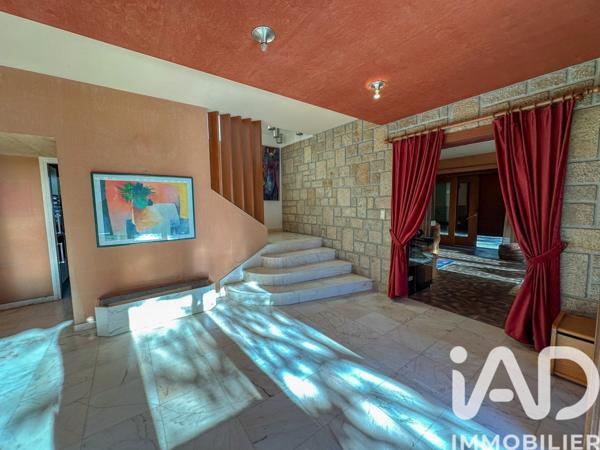 Maison à vendre 11 pièces 272 m² Le Malzieu-Ville