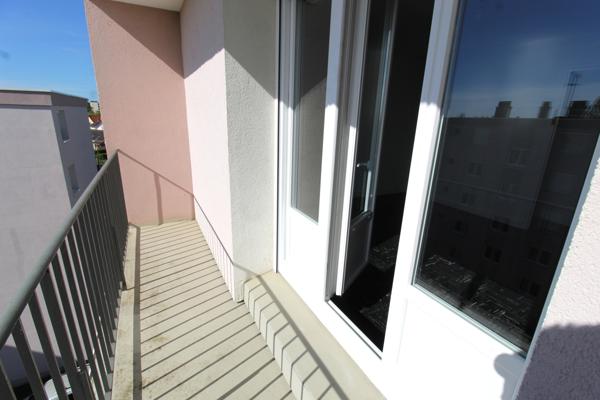 Nevers (58000) APPARTEMENT 2 CHAMBRES AVEC CAVE ET PARKING