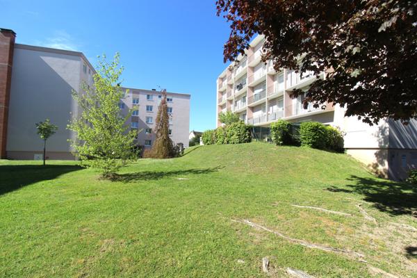 Nevers (58000) APPARTEMENT 2 CHAMBRES AVEC CAVE ET PARKING