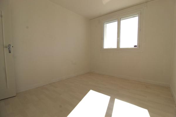 Nevers (58000) APPARTEMENT 2 CHAMBRES AVEC CAVE ET PARKING