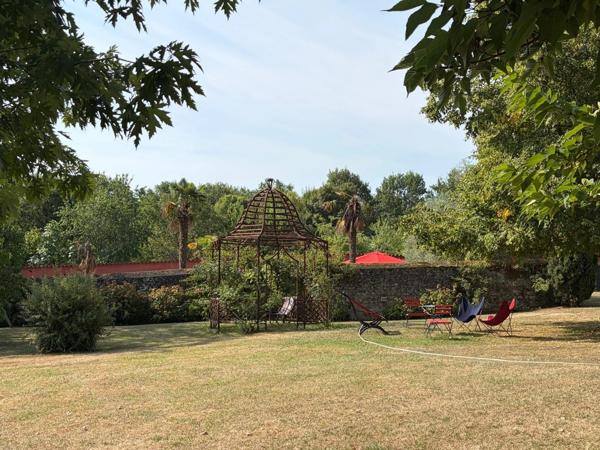 PLAISANCE DU GERS(32): élégante PROPRIETE DE CHARME et de CARACTERE XVIII-XIXs, 3,5hectares, près de Plaisance et Marciac, SANS TRAVAUX, sans vis à vis, au calme , VUE sur les coteaux, piscine