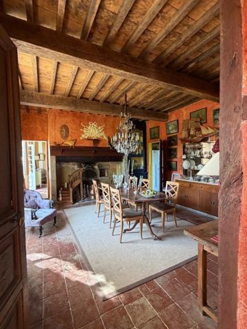 PLAISANCE DU GERS(32): élégante PROPRIETE DE CHARME et de CARACTERE XVIII-XIXs, 3,5hectares, près de Plaisance et Marciac, SANS TRAVAUX, sans vis à vis, au calme , VUE sur les coteaux, piscine