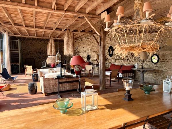 PLAISANCE DU GERS(32): élégante PROPRIETE DE CHARME et de CARACTERE XVIII-XIXs, 3,5hectares, près de Plaisance et Marciac, SANS TRAVAUX, sans vis à vis, au calme , VUE sur les coteaux, piscine