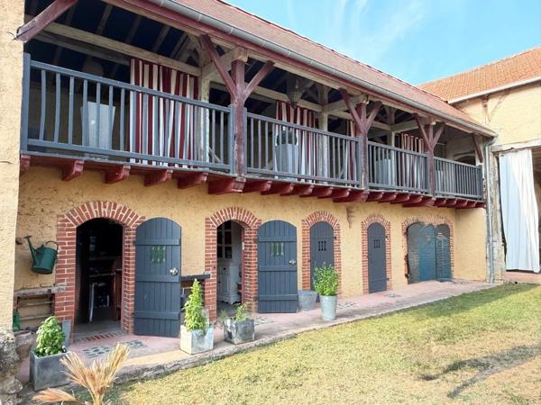 PLAISANCE DU GERS(32): élégante PROPRIETE DE CHARME et de CARACTERE XVIII-XIXs, 3,5hectares, près de Plaisance et Marciac, SANS TRAVAUX, sans vis à vis, au calme , VUE sur les coteaux, piscine