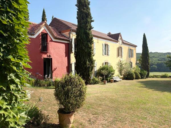 PLAISANCE DU GERS(32): élégante PROPRIETE DE CHARME et de CARACTERE XVIII-XIXs, 3,5hectares, près de Plaisance et Marciac, SANS TRAVAUX, sans vis à vis, au calme , VUE sur les coteaux, piscine