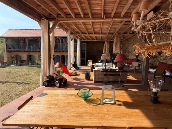 PLAISANCE DU GERS(32): élégante PROPRIETE DE CHARME et de CARACTERE XVIII-XIXs, 3,5hectares, près de Plaisance et Marciac, SANS TRAVAUX, sans vis à vis, au calme , VUE sur les coteaux, piscine