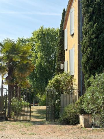 PLAISANCE DU GERS(32): élégante PROPRIETE DE CHARME et de CARACTERE XVIII-XIXs, 3,5hectares, près de Plaisance et Marciac, SANS TRAVAUX, sans vis à vis, au calme , VUE sur les coteaux, piscine