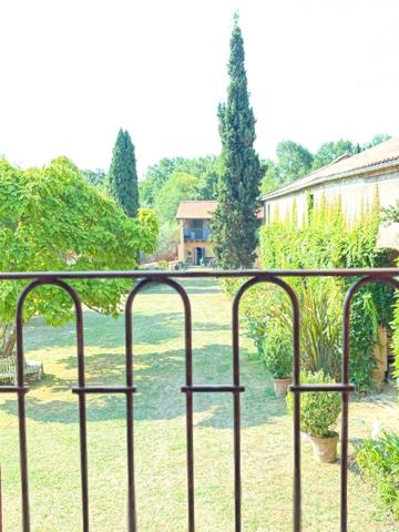 PLAISANCE DU GERS(32): élégante PROPRIETE DE CHARME et de CARACTERE XVIII-XIXs, 3,5hectares, près de Plaisance et Marciac, SANS TRAVAUX, sans vis à vis, au calme , VUE sur les coteaux, piscine