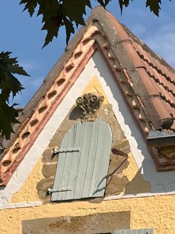 PLAISANCE DU GERS(32): élégante PROPRIETE DE CHARME et de CARACTERE XVIII-XIXs, 3,5hectares, près de Plaisance et Marciac, SANS TRAVAUX, sans vis à vis, au calme , VUE sur les coteaux, piscine
