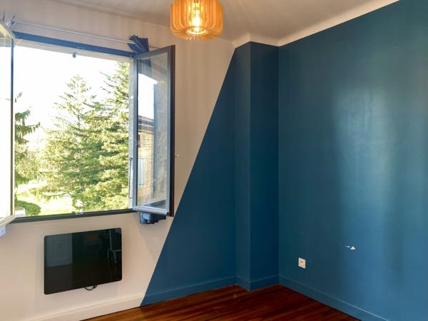 Chantemerle-les-Blés (26600) Maison 168 m², 4/5 chambres, cour, combles aménageables, terrain/parking - 5min de Saint-Donat et Tain Drôme