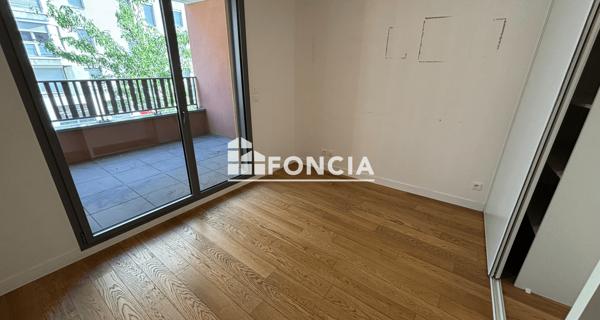 Location Appartement 3 pièces 68.85 m² - Lyon 69007