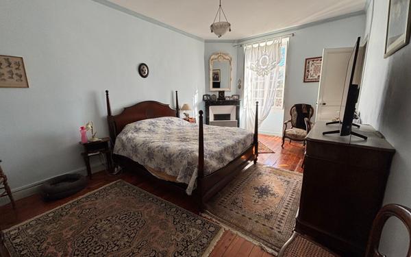 Maison à vendre    7 pièces •  Jurançon