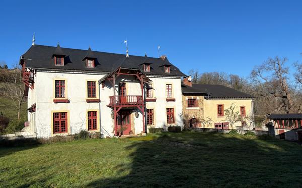 Maison à vendre    7 pièces •  Jurançon