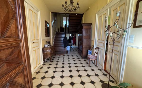 Maison à vendre    7 pièces •  Jurançon