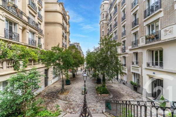 Appartement 2 Pièces à vendre  2 pièces - 42,21 m 2   PARIS  - 75018