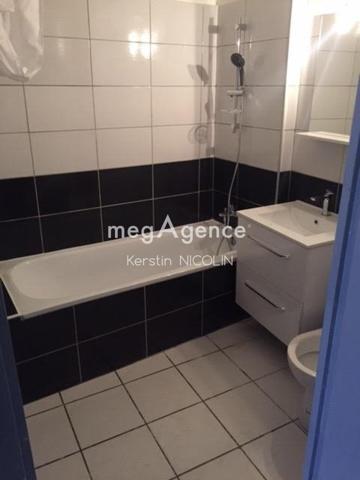 Immeuble à TOULON, 83000 - 340m²