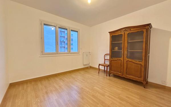 Appartement à vendre    3 pièces • 79,35 m2 Dijon