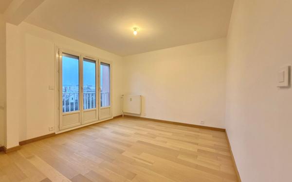Appartement à vendre    3 pièces • 79,35 m2 Dijon