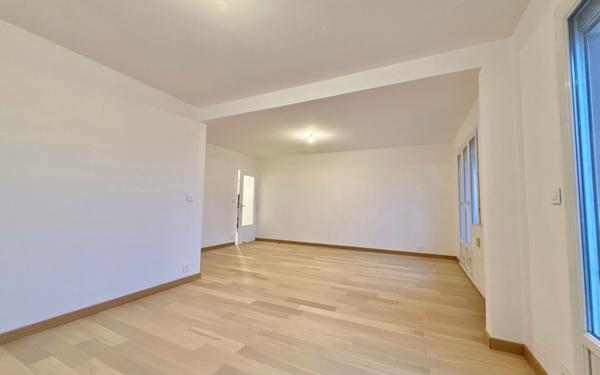 Appartement à vendre    3 pièces • 79,35 m2 Dijon