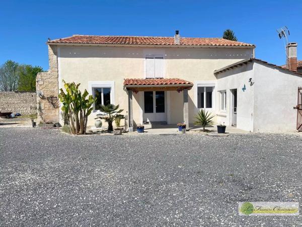 Maison de village en parfait état