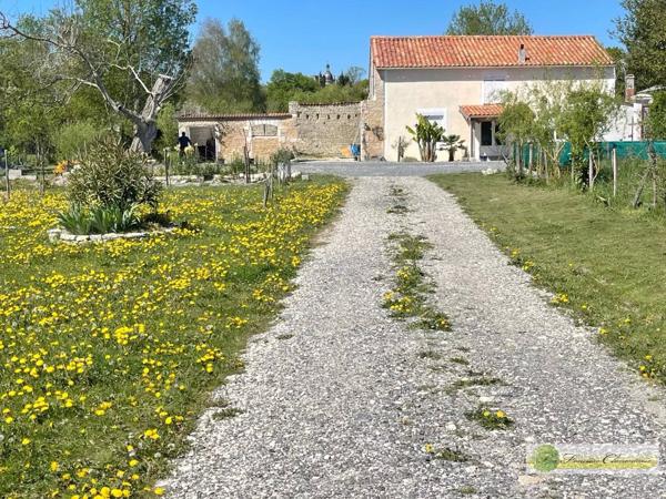 Maison de village en parfait état