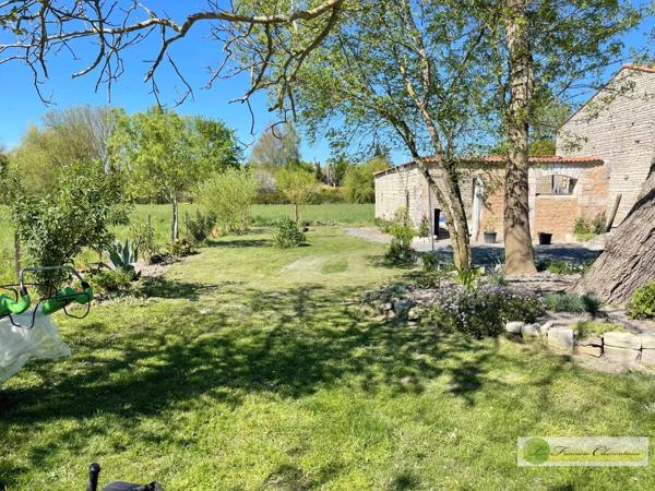 Maison de village en parfait état