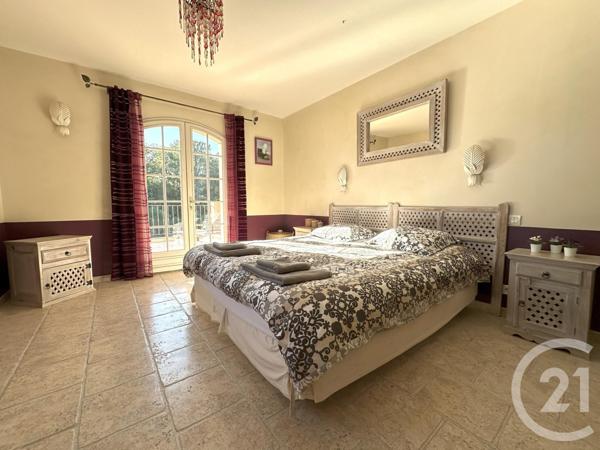 Maison à vendre  6 pièces - 250 m2 COGOLIN - 83