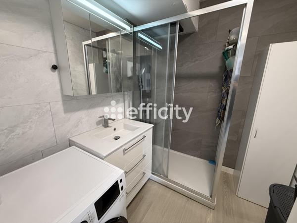 Appartement
         3 pièces
        - 68 m² 199 500 € *