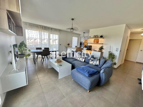 Appartement 3 pièces - 81 m² Exclusivité efficity