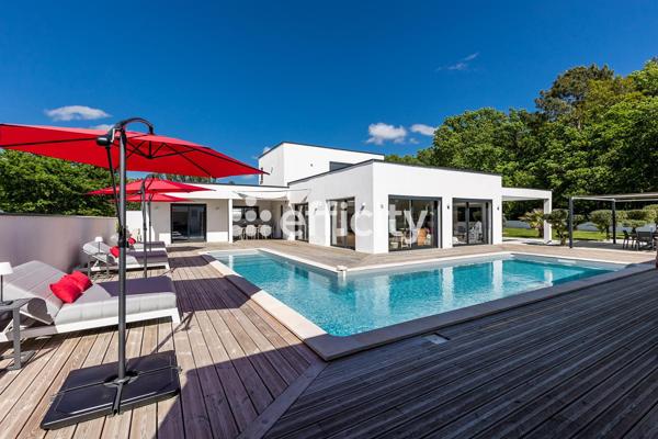 Maison 10 pièces - 340 m² Bien prestige