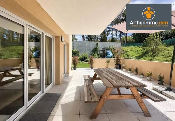 Vente                                                      Appartement
                        
                                         85 m2                     à Porticcio