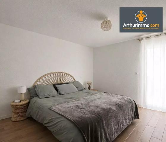 Vente                                                      Appartement
                        
                                         85 m2                     à Porticcio