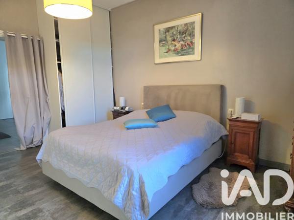 Maison à vendre 15 pièces 300 m² Condé-sur-l'Escaut