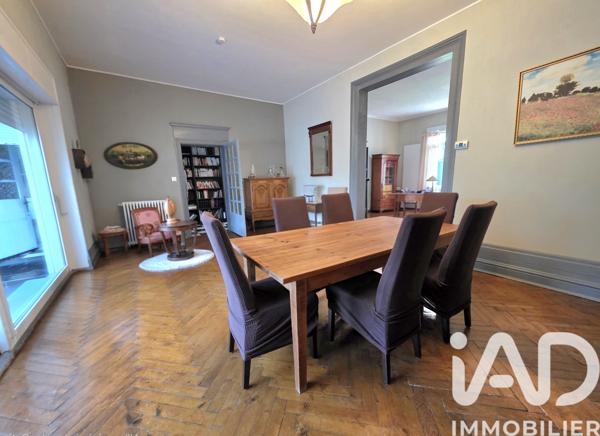 Maison à vendre 15 pièces 300 m² Condé-sur-l'Escaut