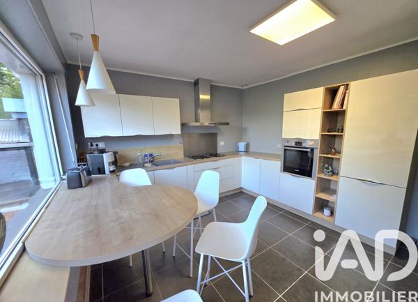 Maison à vendre 15 pièces 300 m² Condé-sur-l'Escaut