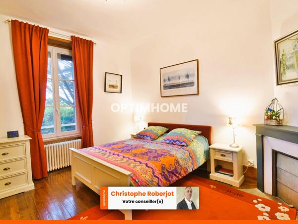 Style rare pour cette maison de ville de 160m2 avec GARAGE - ambiance COTTAGE